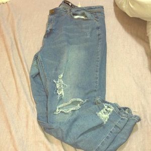Distressed high waisted skinny jeans